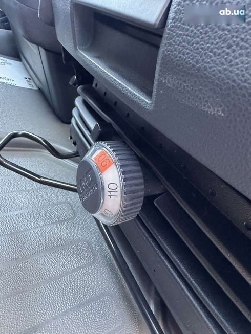 Volkswagen Crafter 2021 - фото 16