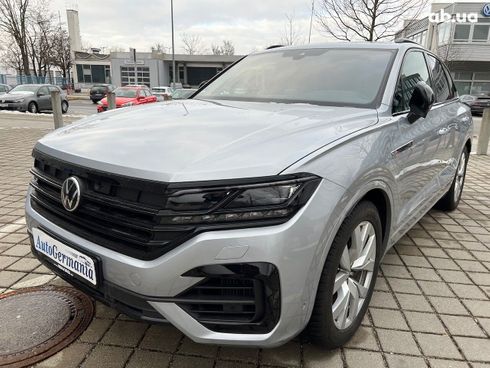 Volkswagen Touareg R 2021 - фото 33