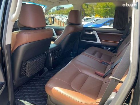 Toyota Land Cruiser 2020 - фото 11