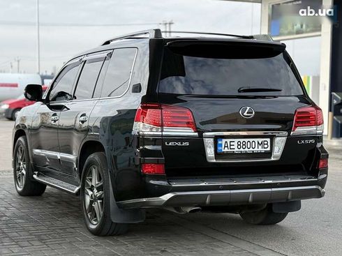 Lexus LX 2013 - фото 16