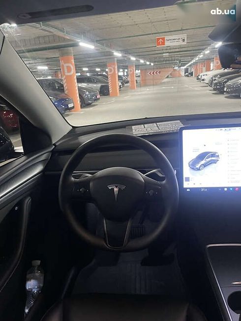 Tesla Model Y 2024 - фото 15