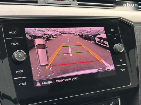Volkswagen Passat 2020 - фото 25