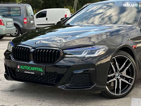 BMW 5 серия 2018 - фото 2