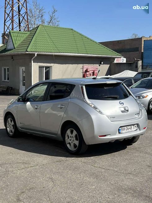 Nissan Leaf 2014 - фото 7