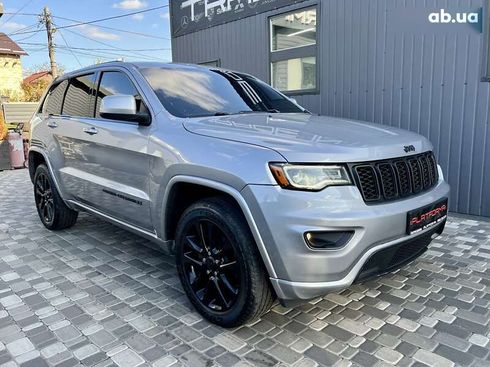 Jeep Grand Cherokee 2017 - фото 11