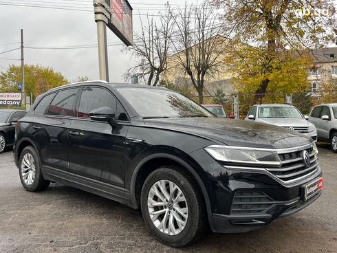 Volkswagen Touareg 2021 черный - фото 8