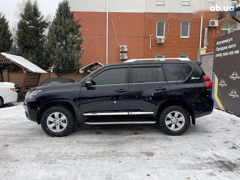 Toyota Land Cruiser Prado 2019 - фото 20