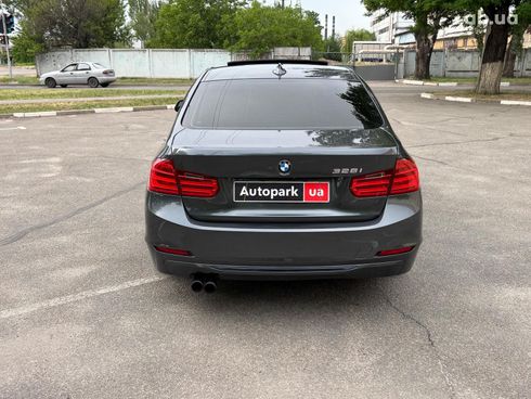 BMW 3 серия 2012 серый - фото 4