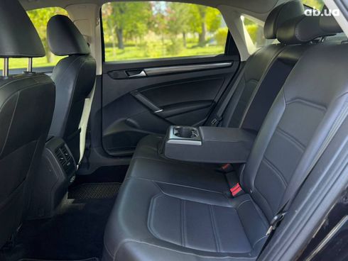 Volkswagen Passat 2020 черный - фото 18