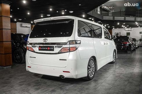 Toyota Vellfire 2014 - фото 19