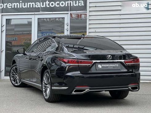 Lexus LS 2018 - фото 9