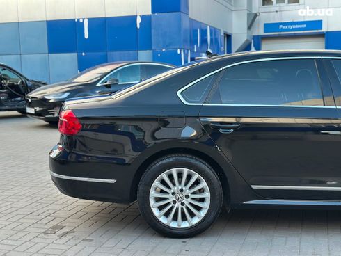 Volkswagen Passat 2016 черный - фото 6