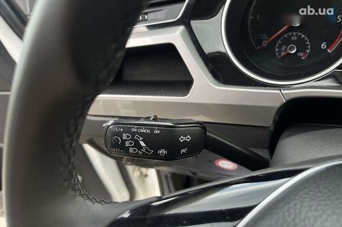 Volkswagen Touran 2019 - фото 20