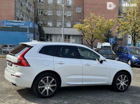 Volvo XC60 2020 - фото 13