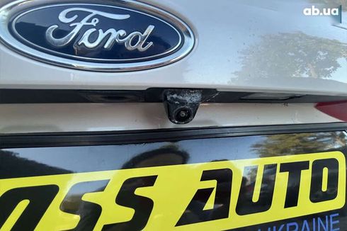 Ford Fiesta 2017 - фото 9