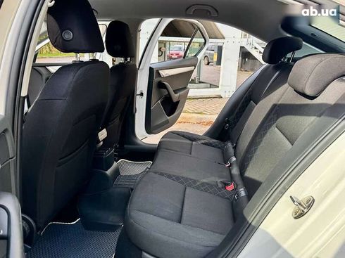 Skoda Octavia 2019 - фото 21