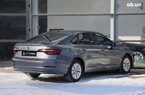 Volkswagen Jetta 2018 - фото 4