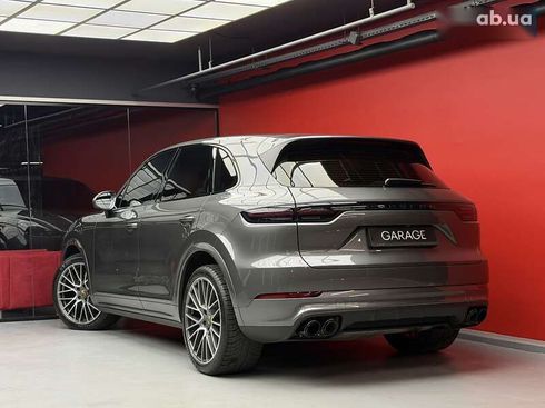Porsche Cayenne 2019 - фото 22