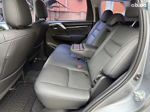 Mitsubishi Pajero Sport 2016 - фото 3