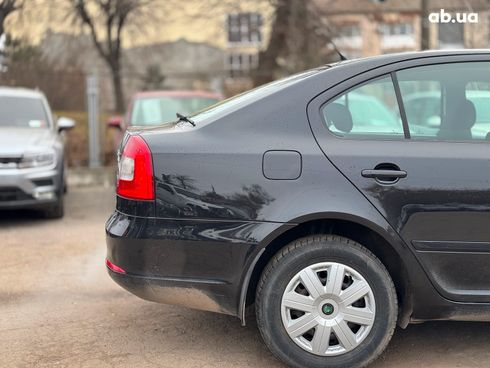 Skoda Octavia 2010 черный - фото 13