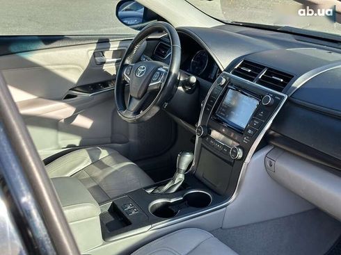 Toyota Camry 2016 - фото 28