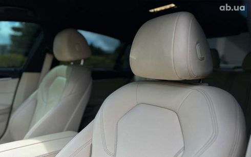 BMW 5 серия 2017 - фото 18