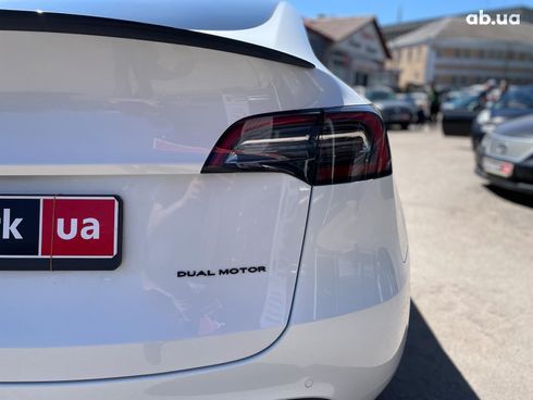 Tesla Model Y 2021 белый - фото 11