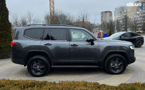 Toyota Land Cruiser 2022 - фото 8
