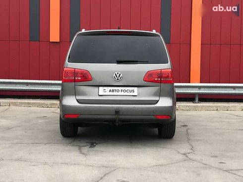 Volkswagen Touran 2010 - фото 7