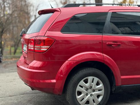 Dodge Journey 2017 красный - фото 37