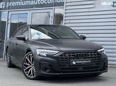 Продаж вживаних Audi S8 2022 року - купити на Автобазарі