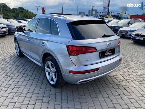 Audi Q5 2018 - фото 5