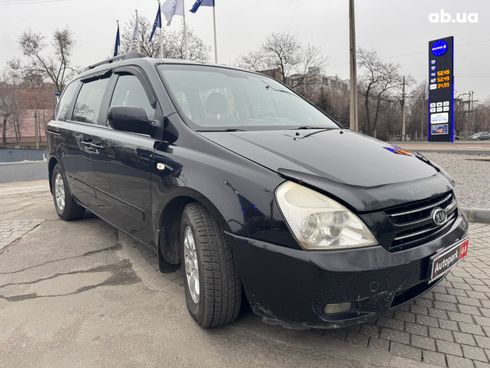 Kia Carnival 2008 черный - фото 7