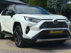 Продажа б/у Toyota RAV4 2020 года - купить на Автобазаре
