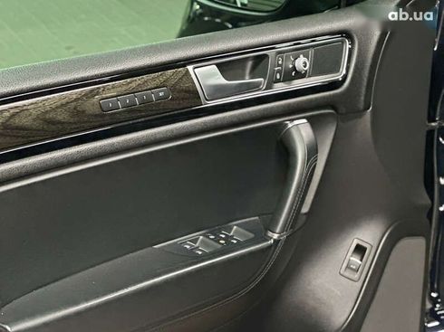 Volkswagen Touareg 2015 - фото 21