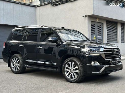 Toyota Land Cruiser 2017 - фото 14