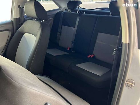SEAT Ibiza 2013 - фото 29