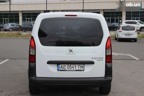 Peugeot Partner 2017 - фото 6