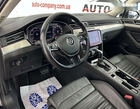 Volkswagen Passat 2019 - фото 7