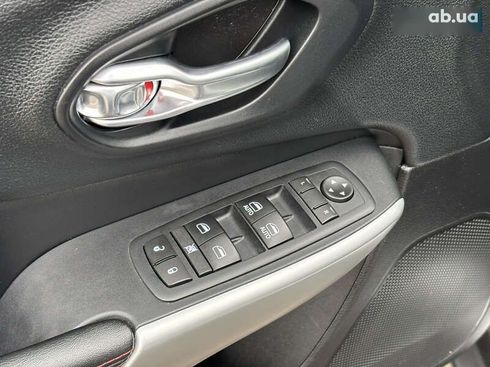 Jeep Cherokee 2016 - фото 18