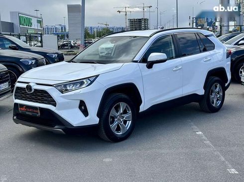 Toyota RAV4 2022 - фото 15