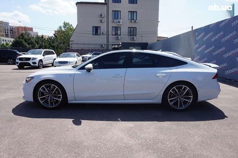Audi A7 2021 - фото 8