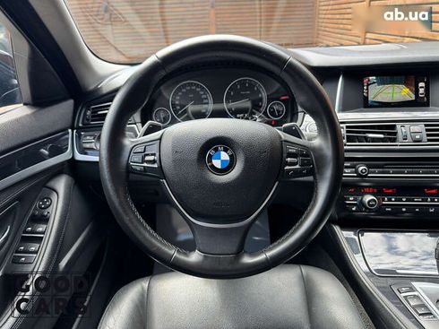 BMW 5 серия 2016 - фото 19