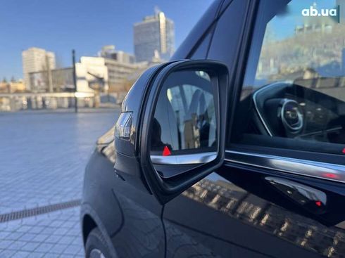 Mercedes-Benz V-Класс 2024 - фото 15