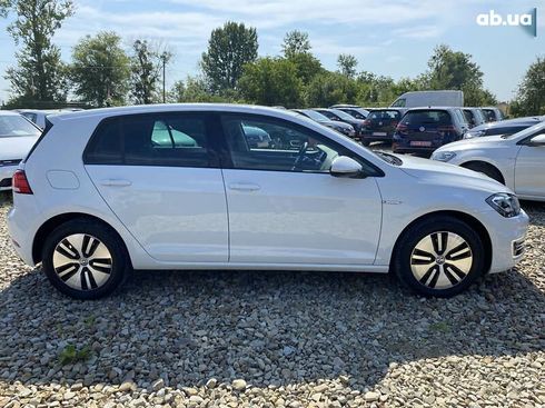 Volkswagen e-Golf 2020 - фото 16