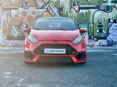 Ford Fiesta 2015 - фото 3