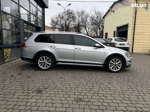 Volkswagen Golf 2017 - фото 8