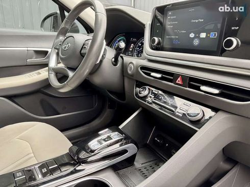 Hyundai Sonata 2020 - фото 30