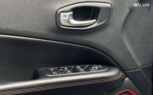 Jeep Compass 2019 - фото 12
