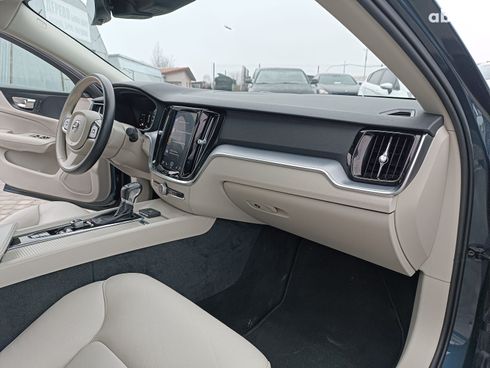 Volvo S60 2018 синий - фото 44
